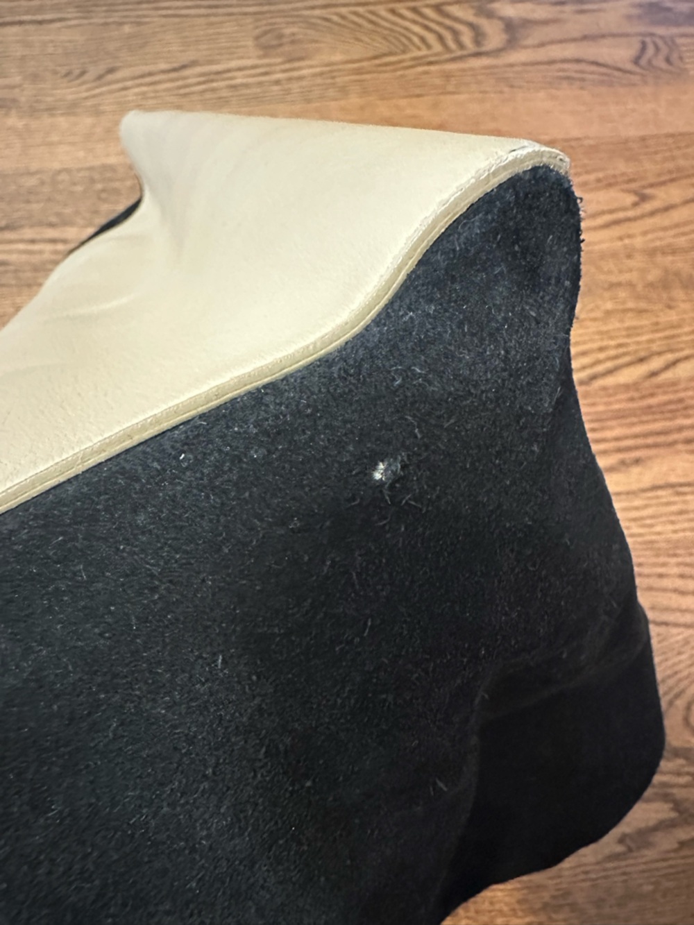 Celine Medium Phantom Cabas in Beige and Black Suede - Picture 10 of 15